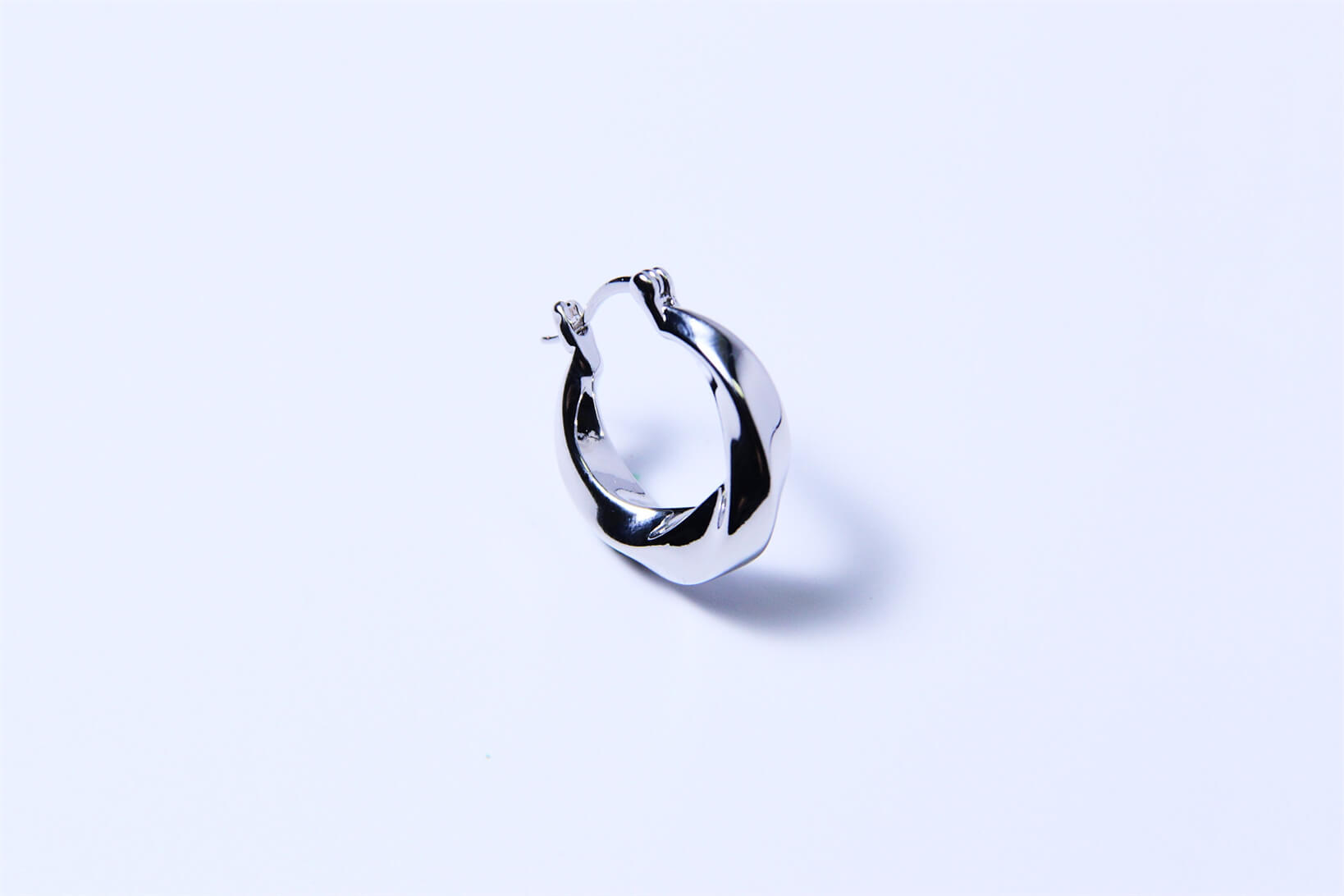 Silver Möbius | Metal Earrings™